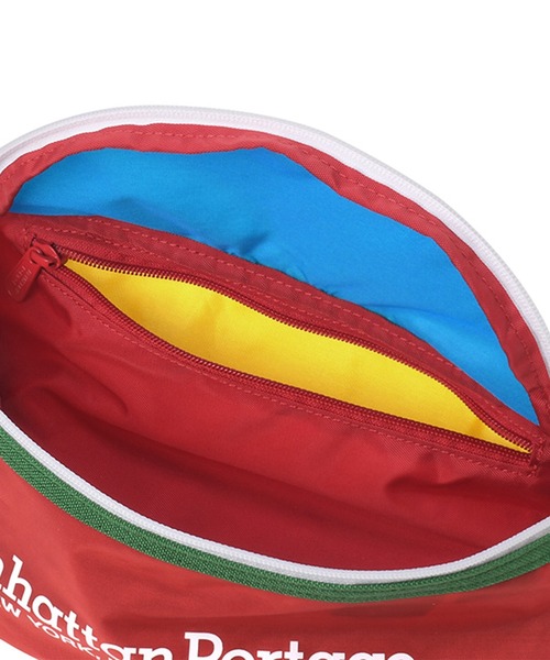 Manhattan Portage(マンハッタンポーテージ)の「Brooklyn Bridge Waist Bag CORDURAR Lite(ボディバッグ/ウエストポーチ・メンズ・マルチ/ブラック・X-SMALL)」の5枚目の写真