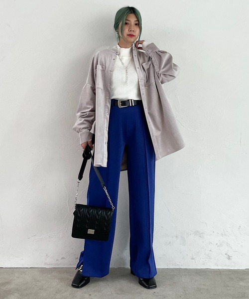 PAGEBOY(ページボーイ)の「シルキーベルベットシャツ(シャツ/ブラウス・レディース・ブラック/アイボリー/ブルー系その他/グレイッシュベージュ/ブルー系その他2・FREE)」の12枚目の写真