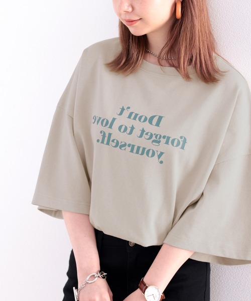 classicalelf（クラシカルエルフ）の「USAコットン100％、メンズライクロゴTee【DON'T FORGET】（Tシャツ/カットソー・レディース・ホワイト/グレイッシュベージュ/チャコール・MEDIUM/LARGE/X-LARGE）」の12枚目の写真