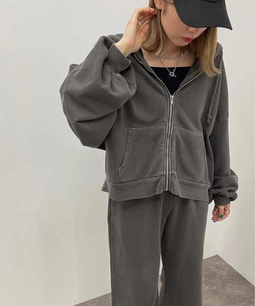 apres jour mignon(アプレジュールミニョン)の「ヴィンテージカラーパーカー【SETUP可能】【ZOZOTOWN限定アイテム】(パーカー・レディース・ブラック/ブルー/オートミール・X-LARGE/フリー)」の13枚目の写真