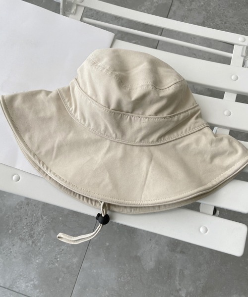 HALEY PESCA（ヘーリーペスカ）の「HALEY PESCA/紐付き ウェーブバケットハット（ハット・レディース・ブラック/ブラウン/アイボリー・FREE）」の4枚目の写真