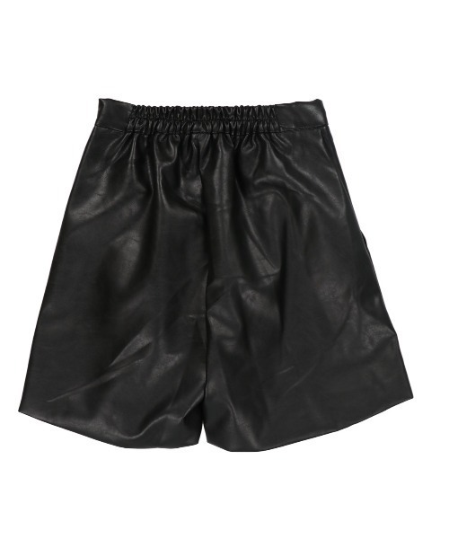 SPINNS（スピンズ）の「フェイクレザー タックショートパンツ（その他パンツ・レディース・ブラック・ONESIZE）」の5枚目の写真