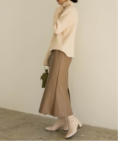 RANDA（ランダ）の「ストレスフリー/ソフト ストレッチ スクエアトゥショートブーツ（ブーツ・レディース・アイボリー/パイソン/ブラック/ベージュ・S/M/L/LL）」の19枚目の写真