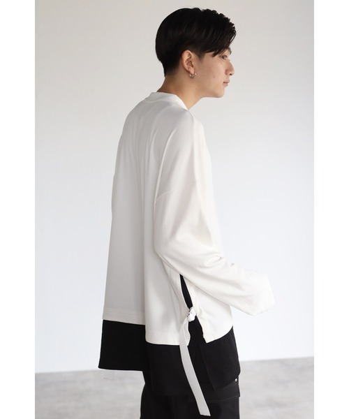 CREARE -LINO-（クレアーレリノ）の「オーバーサイズ サイドベルトレイヤード ロンTシャツ（Tシャツ/カットソー・メンズ・ホワイト/ブラック・M/L）」の5枚目の写真