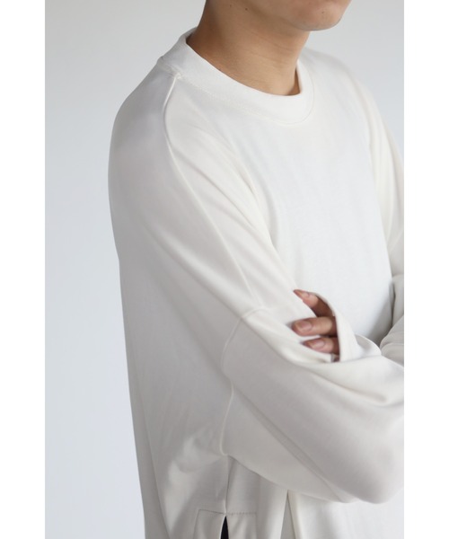 CREARE -LINO-（クレアーレリノ）の「オーバーサイズ サイドベルトレイヤード ロンTシャツ（Tシャツ/カットソー・メンズ・ホワイト/ブラック・M/L）」の7枚目の写真