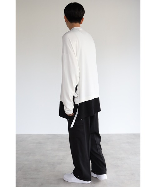 CREARE -LINO-（クレアーレリノ）の「オーバーサイズ サイドベルトレイヤード ロンTシャツ（Tシャツ/カットソー・メンズ・ホワイト/ブラック・M/L）」の10枚目の写真