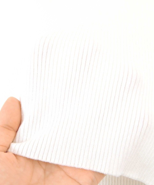 UR'S（ユアーズ）の「タートルネックリブニット（ニット/セーター・レディース・オフホワイト/ベージュ/ブルー/ネイビー/ブラック・S/M/L）」の12枚目の写真