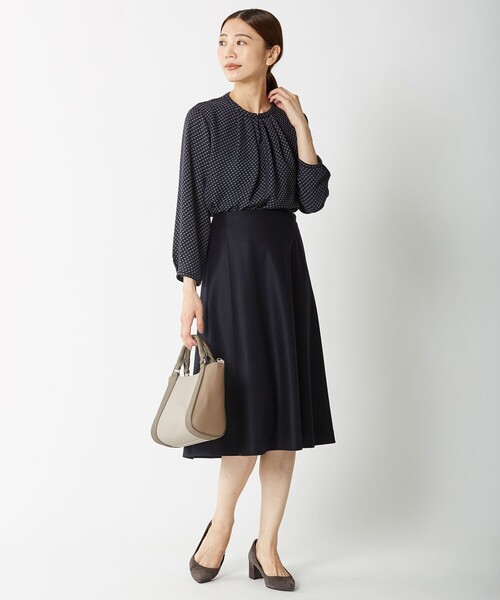 J.PRESS（ジェイプレス）の「【セットアップ対応】アクアレジェンドウールジャージー スカート（スカート・レディース・ライトグレー系/ネイビー系・9/7/11/13）」の14枚目の写真
