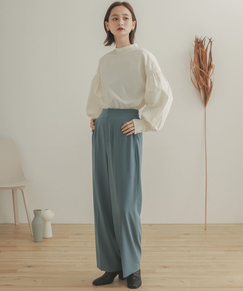 SENSE OF PLACE by URBAN RESEARCH(センスオブプレイスバイアーバンリサーチ)の「ボリュームパフスリーブブラウス(シャツ/ブラウス・レディース・ライトカーキ/アイボリー/ブラック・ONE)」の11枚目の写真