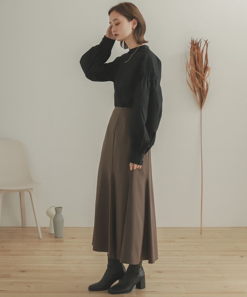 SENSE OF PLACE by URBAN RESEARCH(センスオブプレイスバイアーバンリサーチ)の「ボリュームパフスリーブブラウス(シャツ/ブラウス・レディース・ライトカーキ/アイボリー/ブラック・ONE)」の19枚目の写真