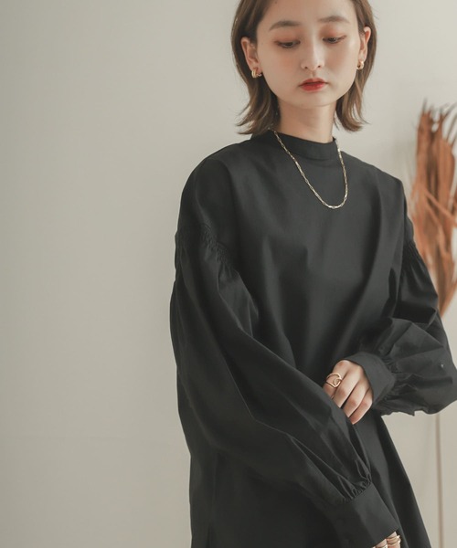 SENSE OF PLACE by URBAN RESEARCH(センスオブプレイスバイアーバンリサーチ)の「ボリュームパフスリーブブラウス(シャツ/ブラウス・レディース・ライトカーキ/アイボリー/ブラック・ONE)」の22枚目の写真