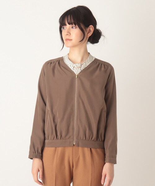 DRESKIP(ドレスキップ)の「◆Vネックギャザーブルゾン(ブルゾン・レディース・ブラック/サンドベージュ/ブラウン系その他2・02/03/04)」の7枚目の写真