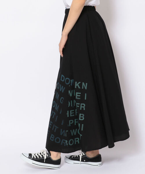 ONE MADE(ワンメイド)の「ONE MADE(ワンメイド)フレアスカート(スカート・レディース・ブラック・FREE)」の2枚目の写真