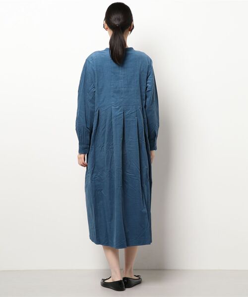 sm2rhythm(サマンサモスモスリズム)の「コーデュロイタックワンピース(ワンピース・レディース・ブラウン/ブルー/ベージュ・フリ-)」の5枚目の写真