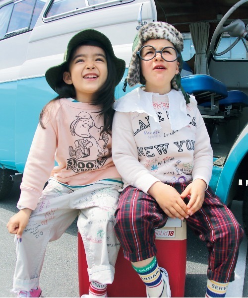 DENIM DUNGAREE（デニムダンガリー）の「裏毛 スヌーピー PARTY