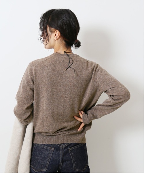 journal standard L'essage（ジャーナルスタンダードレサージュ）の「カシミヤ100 クルーネックプルオーバー◆（ニット/セーター・レディース・ホワイト/ブラック/ブラウン・フリー）」の5枚目の写真
