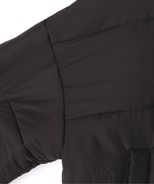 FREE'S MART（フリーズマート）の「【Sシリーズ対応】中綿ボリュームスリーブショートブルゾン（ブルゾン・レディース・ブラック/ベージュ/ホワイト・MEDIUM/SMALL）」の10枚目の写真