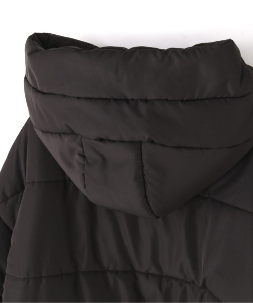 FREE'S MART（フリーズマート）の「【Sシリーズ対応】中綿ボリュームスリーブショートブルゾン（ブルゾン・レディース・ブラック/ベージュ/ホワイト・MEDIUM/SMALL）」の12枚目の写真