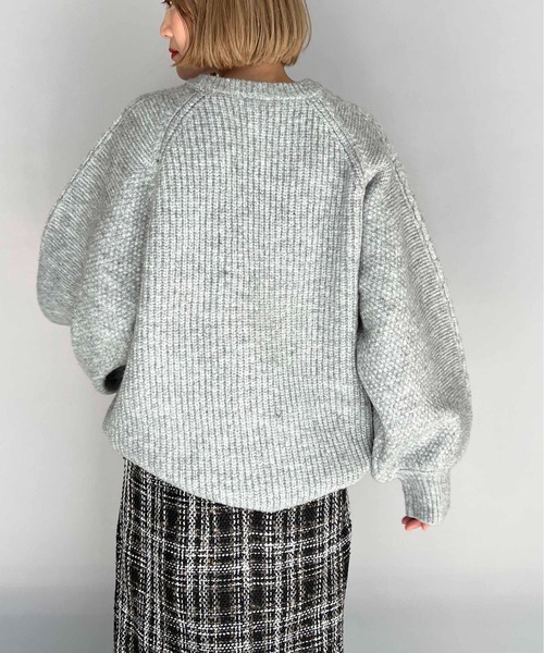 PICCIN（ピッチン）の「ケーブルラインオーバーサイズニット（ニット/セーター・レディース・グレー/オフホワイト・M/L）」の12枚目の写真