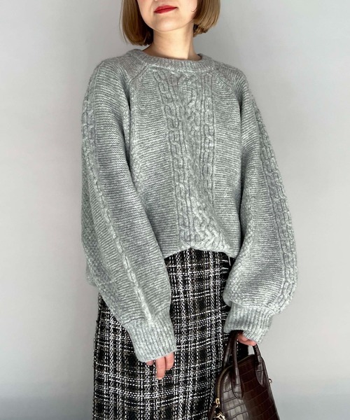 PICCIN（ピッチン）の「ケーブルラインオーバーサイズニット（ニット/セーター・レディース・グレー/オフホワイト・M/L）」の17枚目の写真