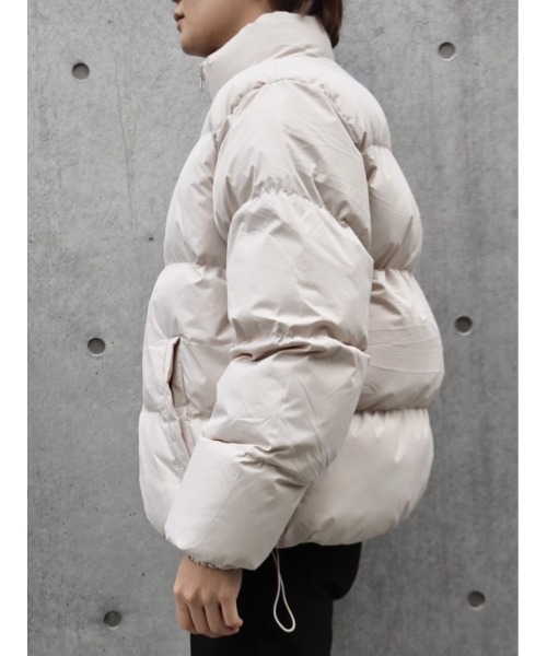 Chikashitsu +(チカシツプラス)の「【Chikashitsu +/チカシツプラス】cropped padding jacket/クロップド パディングジャケット ダウン(その他アウター・メンズ・ブラック/アイボリー・ONE SIZE)」の16枚目の写真
