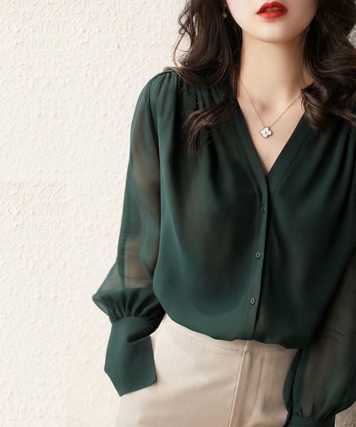 LOPASS（ロパス）の「Vネックルーズシャツブラウス（シャツ/ブラウス・レディース・グリーン/ワイン・LARGE/MEDIUM）」の12枚目の写真