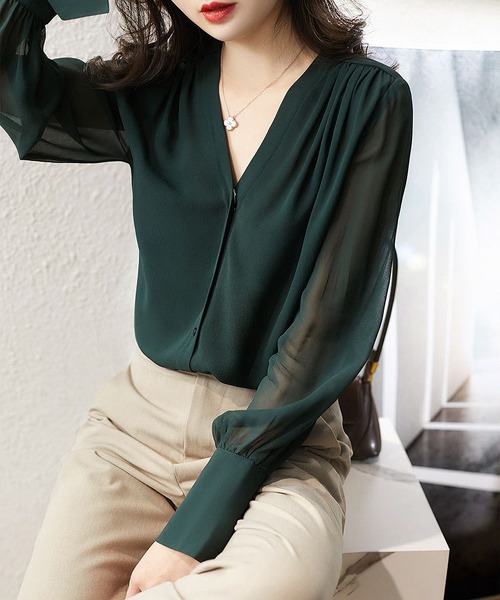 LOPASS（ロパス）の「Vネックルーズシャツブラウス（シャツ/ブラウス・レディース・グリーン/ワイン・LARGE/MEDIUM）」の7枚目の写真