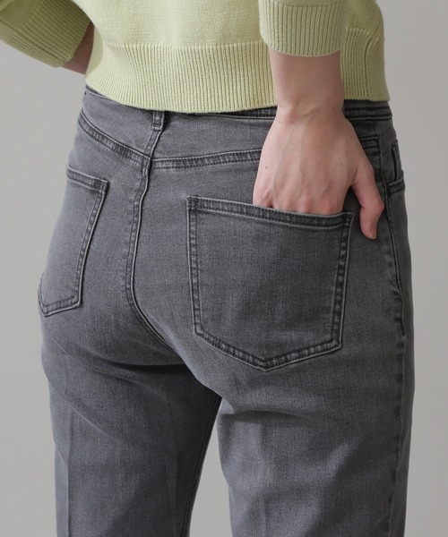 N.（N. Natural Beauty Basic）（エヌエヌナチュラルビューティーベーシック）の「センタープレスフレアパンツ（デニムパンツ・レディース・グレー/ブルー・MEDIUM/SMALL）」の12枚目の写真