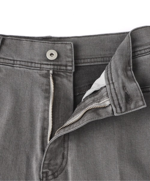 N.（N. Natural Beauty Basic）（エヌエヌナチュラルビューティーベーシック）の「センタープレスフレアパンツ（デニムパンツ・レディース・グレー/ブルー・MEDIUM/SMALL）」の16枚目の写真