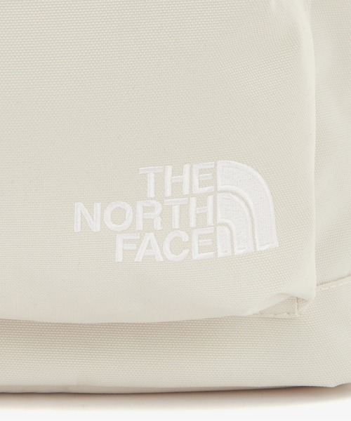 THE NORTH FACE(ザノースフェイス)の「【THE NORTH FACE ザ・ノースフェイス】ORIGINAL PACKS / ベーシックディパック(バックパック/リュック・レディース・ブラック/ホワイト・FREE)」の16枚目の写真