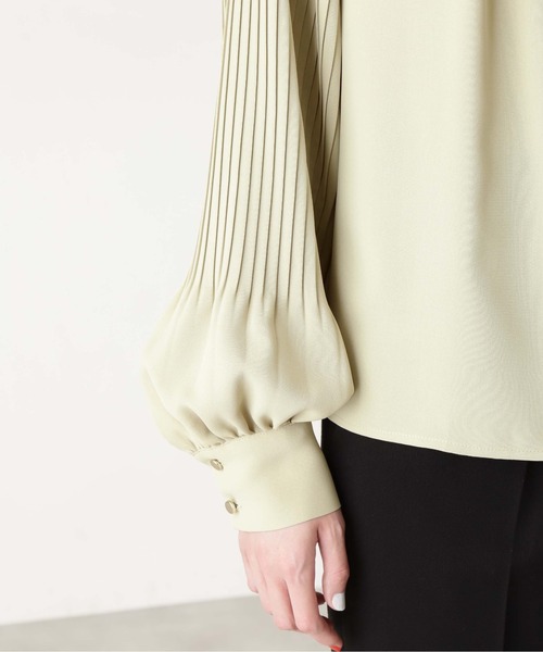 N.（N. Natural Beauty Basic）（エヌエヌナチュラルビューティーベーシック）の「【WEB限定】【追加生産】◆ゴールドボタンプリーツブラウス（シャツ/ブラウス・レディース・ライトブルー/オフホワイト/ライトグリーン・MEDIUM）」の13枚目の写真