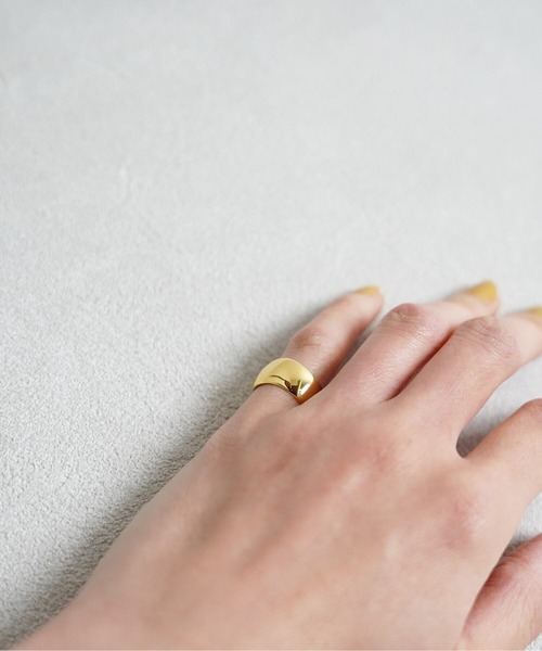 BYOKA（ビョーカ）の「【BYOKA / ビョーカ】G.STREAM PINKY RING / リング（リング・レディース・ゴールド・3）」の2枚目の写真