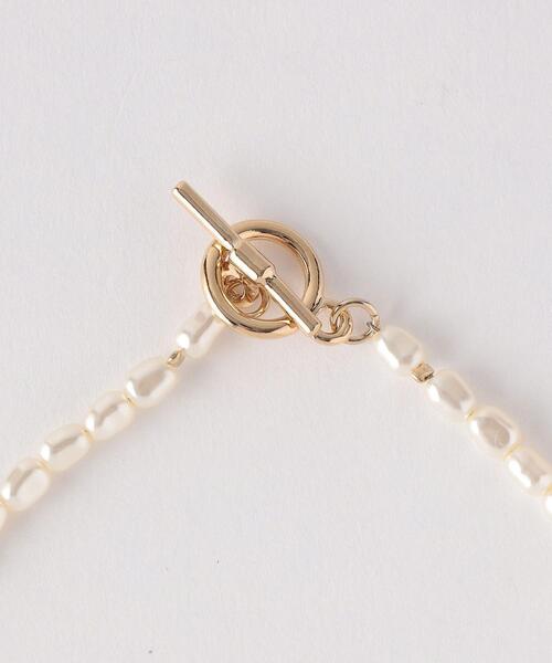 BEAUTY&YOUTH UNITED ARROWS（ビューティーアンドユースユナイテッドアローズ）の「BY ミニ フェイクパール バー ショート ネックレス（ネックレス・レディース・ゴールド・FREE）」の4枚目の写真