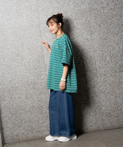 Dickies(ディッキーズ)の「Dickies ディッキーズ ボーダーチュニック半袖Tシャツ(Tシャツ/カットソー・レディース・グリーン/ホワイト/ブルー/ブラック・フリー)」の6枚目の写真