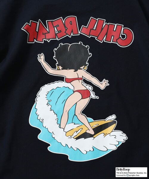 FREAK'S STORE（フリークスストア）の「WEB限定 CHILLAX/チラックス ビッグシルエット サーフプリントTシャツ（Tシャツ/カットソー・メンズ・ネイビー/グレー/ホワイト・LARGE/MEDIUM）」の7枚目の写真