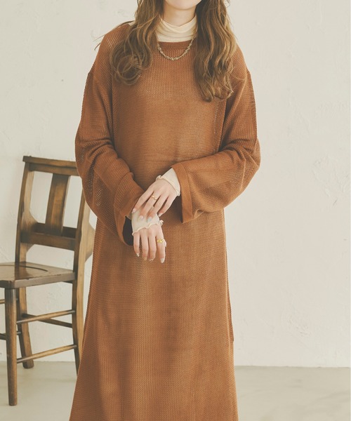 Ambre Neige(アンブルネージュ)の「メッシュニットロングワンピース/【WEB/EC限定商品】(ワンピース・レディース・ベージュ/アイボリー/キャメル・FREE)」の10枚目の写真