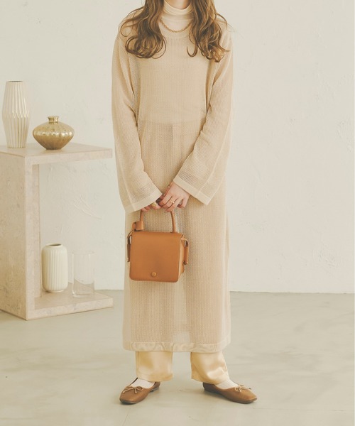 Ambre Neige(アンブルネージュ)の「メッシュニットロングワンピース/【WEB/EC限定商品】(ワンピース・レディース・ベージュ/アイボリー/キャメル・FREE)」の17枚目の写真