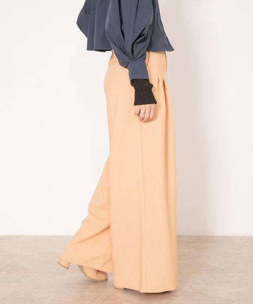 KBF(ケイビーエフ)の「ダブルタックワイドパンツ(その他パンツ・レディース・グレー/ブラック/オレンジ系その他・36/38)」の4枚目の写真