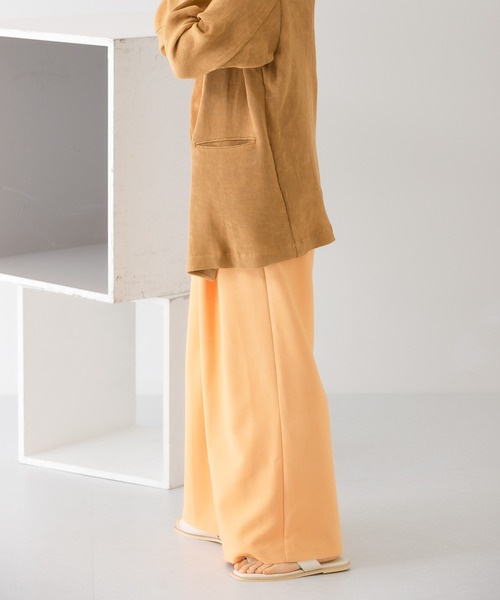 KBF(ケイビーエフ)の「ダブルタックワイドパンツ(その他パンツ・レディース・グレー/ブラック/オレンジ系その他・36/38)」の7枚目の写真