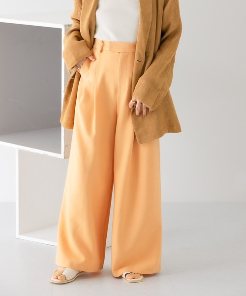 KBF(ケイビーエフ)の「ダブルタックワイドパンツ(その他パンツ・レディース・グレー/ブラック/オレンジ系その他・36/38)」の8枚目の写真