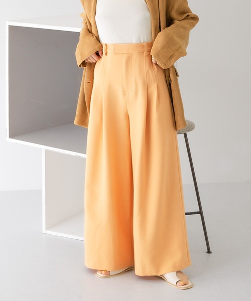 KBF(ケイビーエフ)の「ダブルタックワイドパンツ(その他パンツ・レディース・グレー/ブラック/オレンジ系その他・36/38)」の11枚目の写真