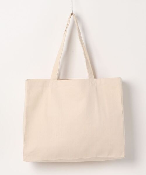 A.P.C.（アーペーセー）の「SHOPPING DANIELA BLACK LOGO（トートバッグ・メンズ・ホワイト系その他・ONESIZE）」の3枚目の写真
