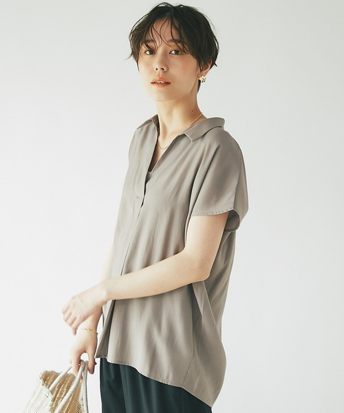un dix cors(アンディコール)の「抜け感のあるとろみシルエット スキッパー半袖ブラウス(シャツ/ブラウス・レディース・カーキ/モカ/チャコール/オフホワイト・FREE)」の21枚目の写真