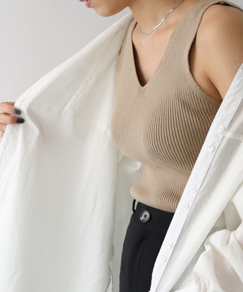 HER CLOSET（ハークローゼット）の「【shemoshelly】WEB限定 サマーリブニットタンクトップ（タンクトップ・レディース・ホワイト/ブラック/ベージュ/カーキ/パープル・M）」の20枚目の写真