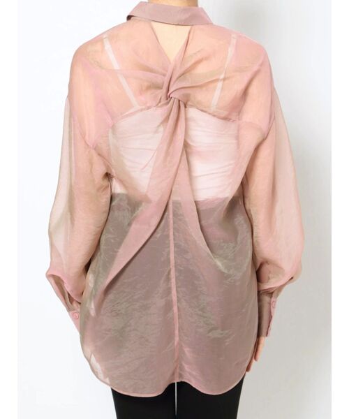 LAGUNAMOON(ラグナムーン)の「バックツイストシアーシャツ(シャツ/ブラウス・レディース・アイボリー/サーモンピンク・FREE)」の5枚目の写真