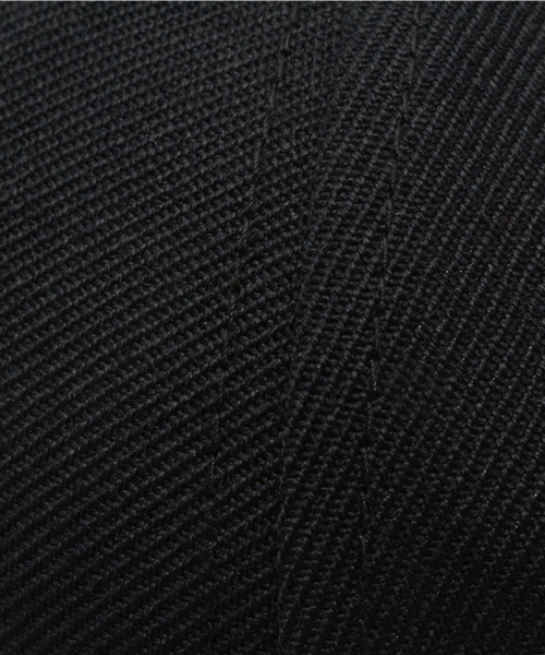 NIKE（ナイキ）の「ユニセックス ナイキ スナップバック キャップ 刺繍ロゴ NIKE SNAP BACK FUTURA 584169（キャップ・メンズ・ブラック/レッド・ONE SIZE）」の11枚目の写真