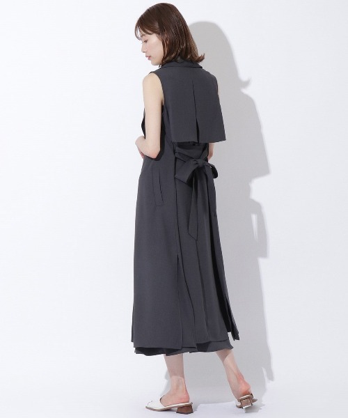 AND COUTURE（アンドクチュール）の「ジレレイヤードワンピ