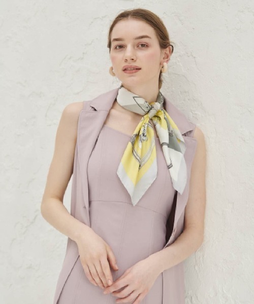 AND COUTURE（アンドクチュール）の「ジレレイヤードワンピ