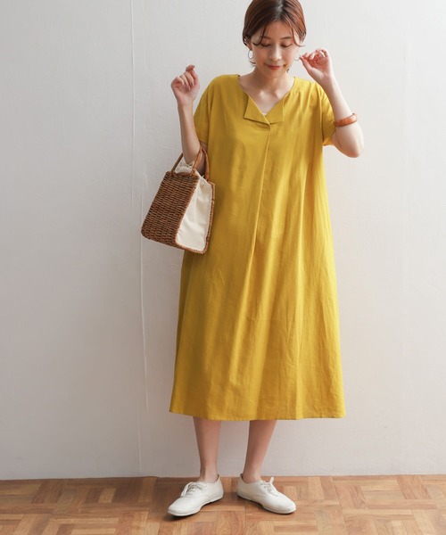 URBAN RESEARCH DOORS（アーバンリサーチドアーズ）の「リネンレーヨンスキッパーミディワンピース（ワンピース・レディース・ブラック/ベージュ/イエロー系その他・MEDIUM）」の13枚目の写真