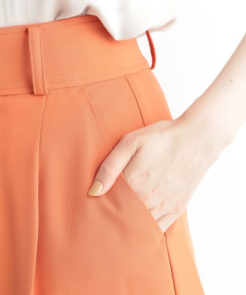 Andemiu（アンデミュウ）の「アソートタックショートパンツ299236（その他パンツ・レディース・ブラック/チャコールグレー/ベージュ/オレンジ・FREE）」の21枚目の写真